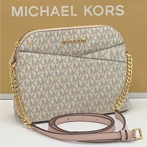 Michael Kors Beige and Gold Women's BagMichael Kors jet set crossbody bag